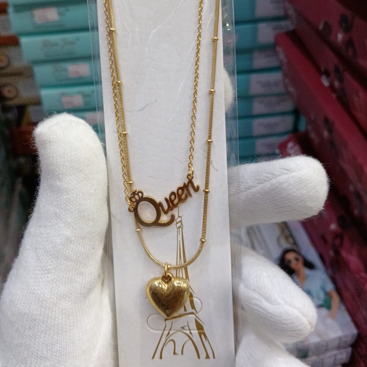 Double Layer Anti Tarnish Queen With Heart Pendant