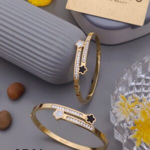anti tarnish diamond studded bracelet