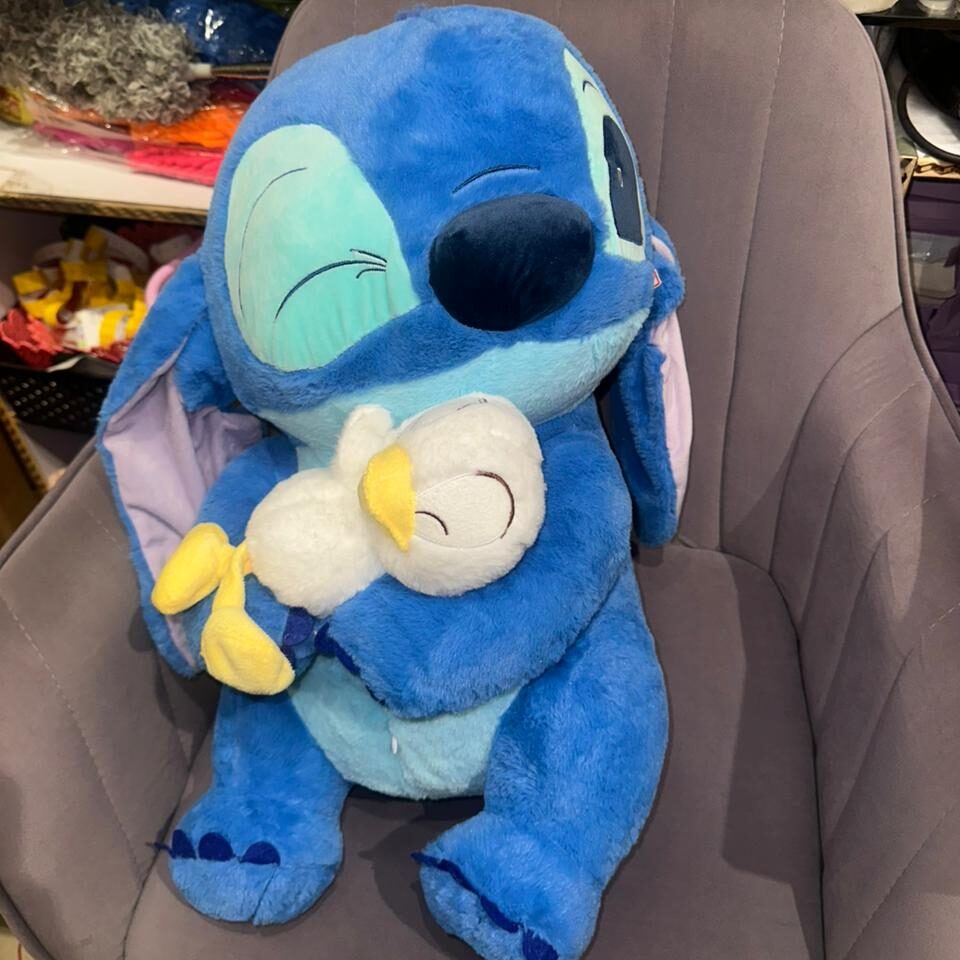 Big size stich holding duck