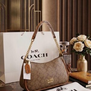 Coach Women Hand Bag